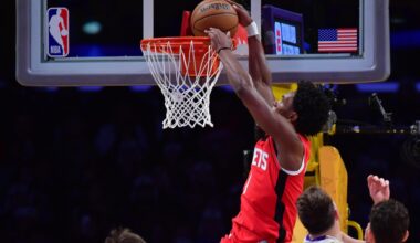 Amen Thompson's 26 points lead Rockets to 119-96 win over Doncic and the Lakers
