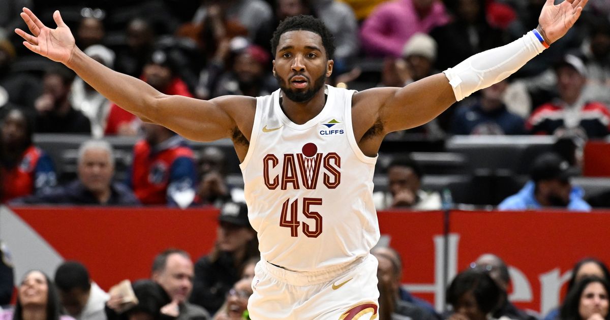 With 24 points, Donovan Mitchell produces the highest-scoring 4th quarter of the NBA season so far :: WRAL.com