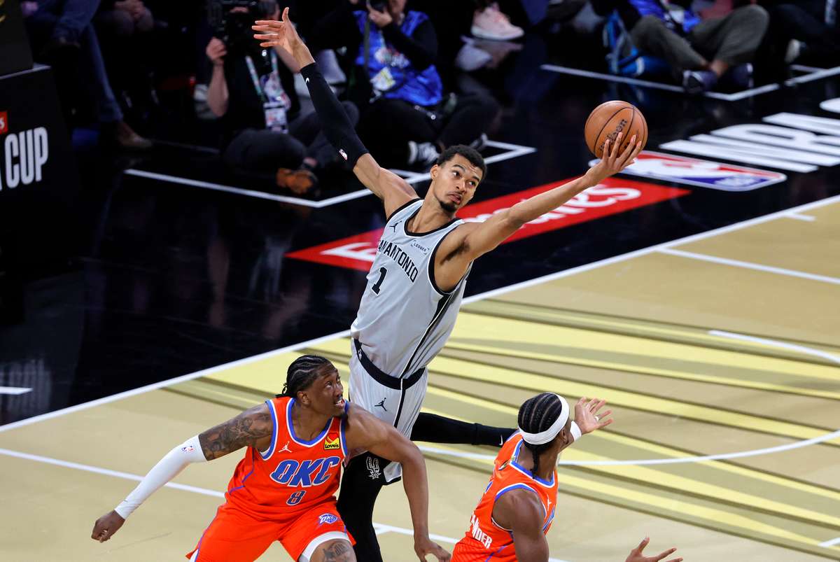 San Antonio Spurs end Oklahoma City Thunder's winning streak and adavnce to NBA Cup final