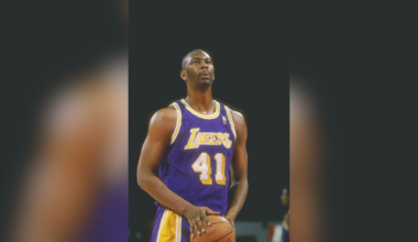 Longtime Lakers center, NBA champion Elden Campbell dies at 57