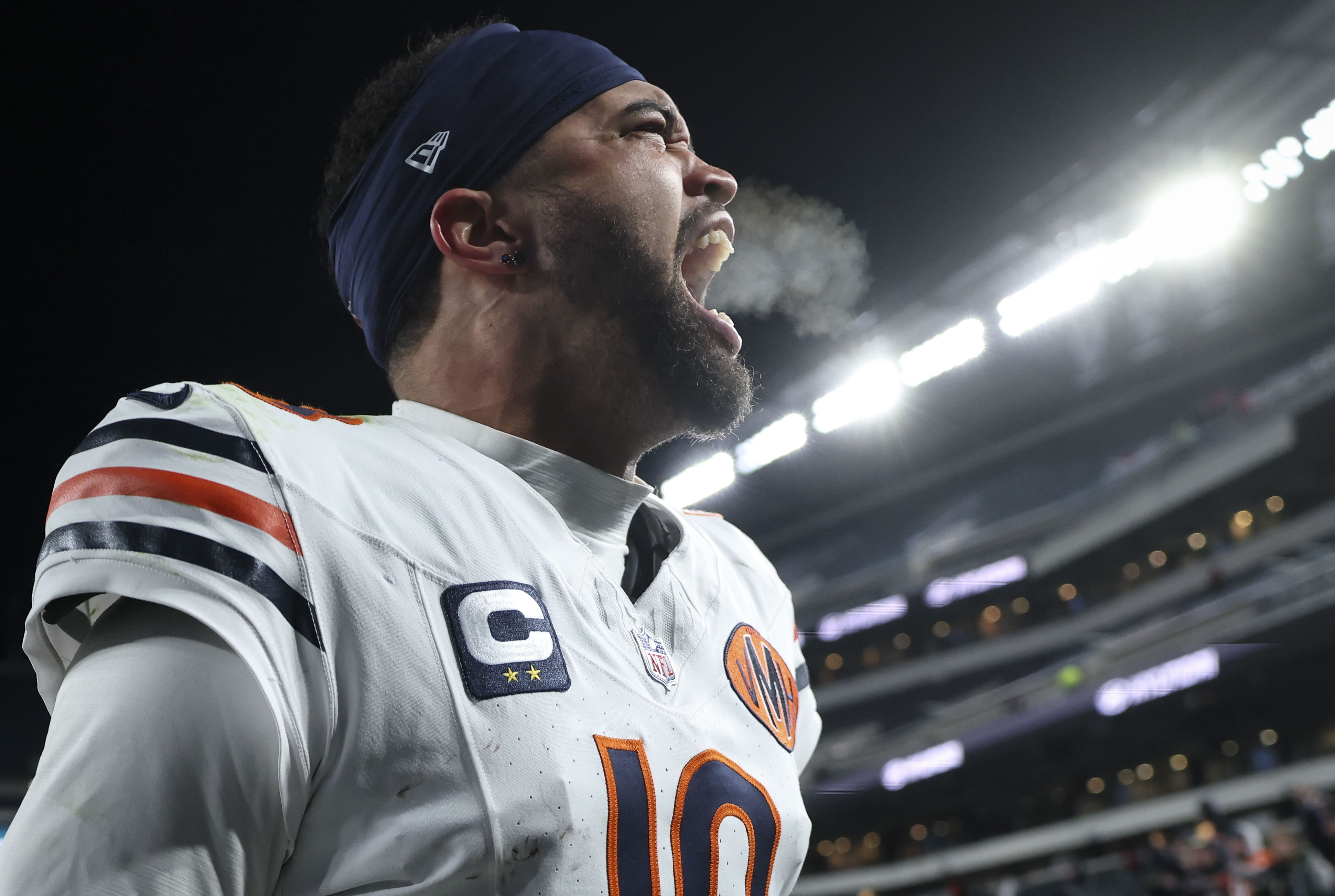 Bears quarterback Caleb Williams celebrates the win over the Eagles...