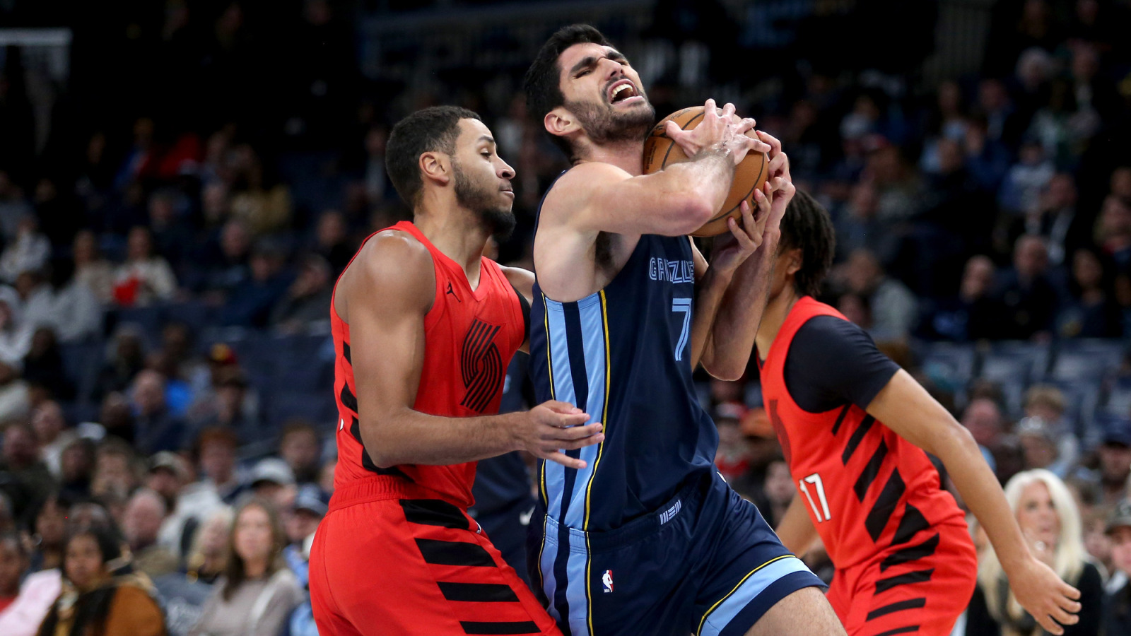 Grizzlies blow past Trail Blazers, 119-96