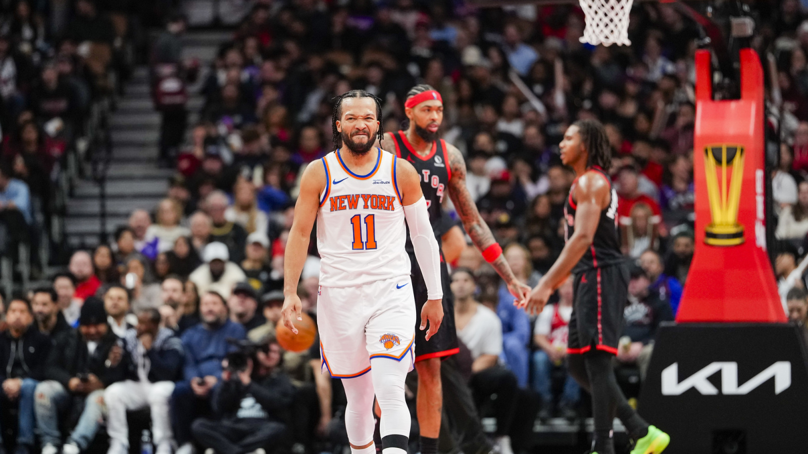 Knicks take down Raptors to reach NBA Cup semifinals, 117-101