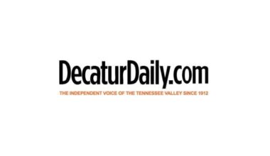 Red-faced: Top-ranked Wildcats wear out Tide - Decatur Daily
