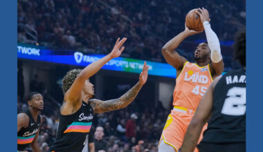 Donovan Mitchell scores 28 points, Cleveland Cavaliers beat San Antonio Spurs 130-117