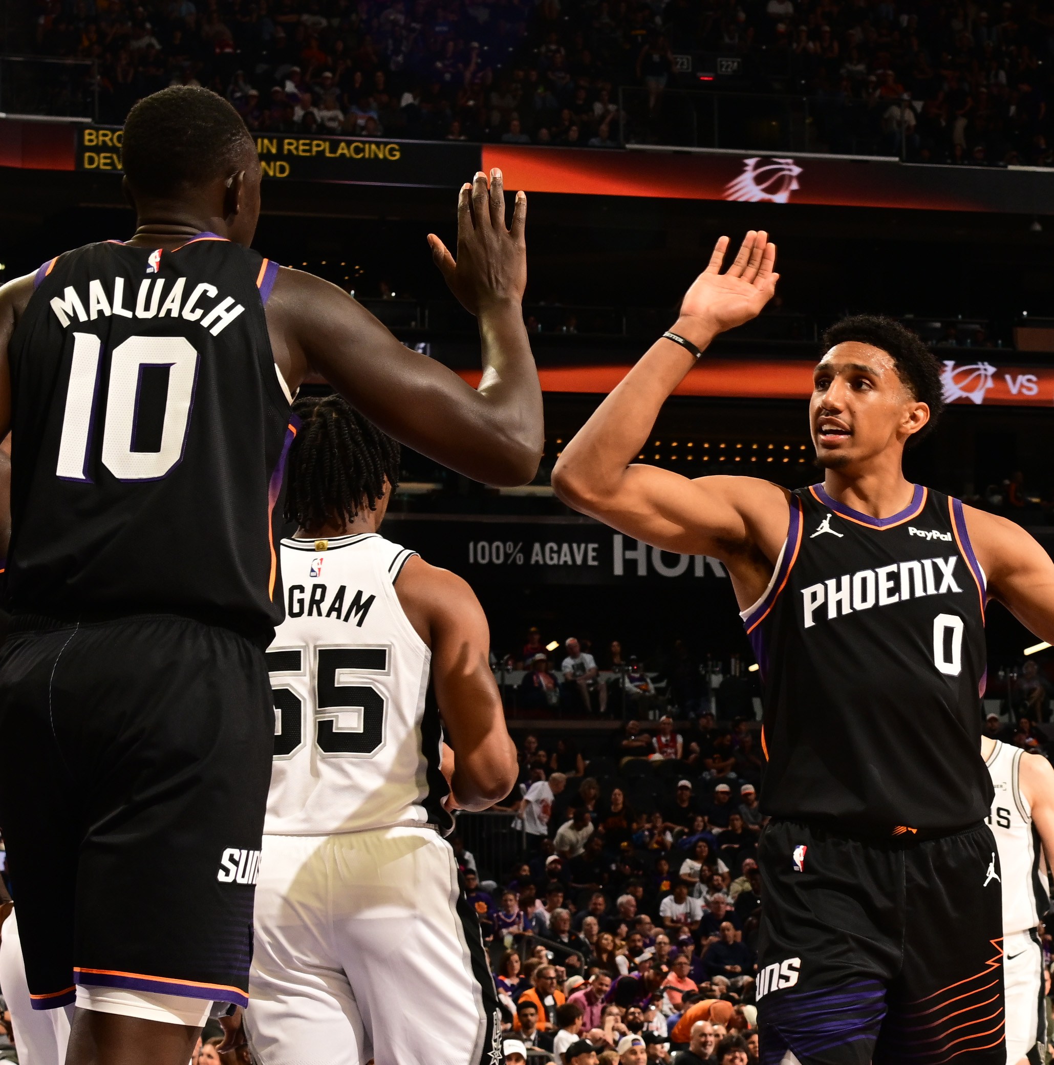 Game Thread: Spurs (11-4) vs. Suns (10-6)