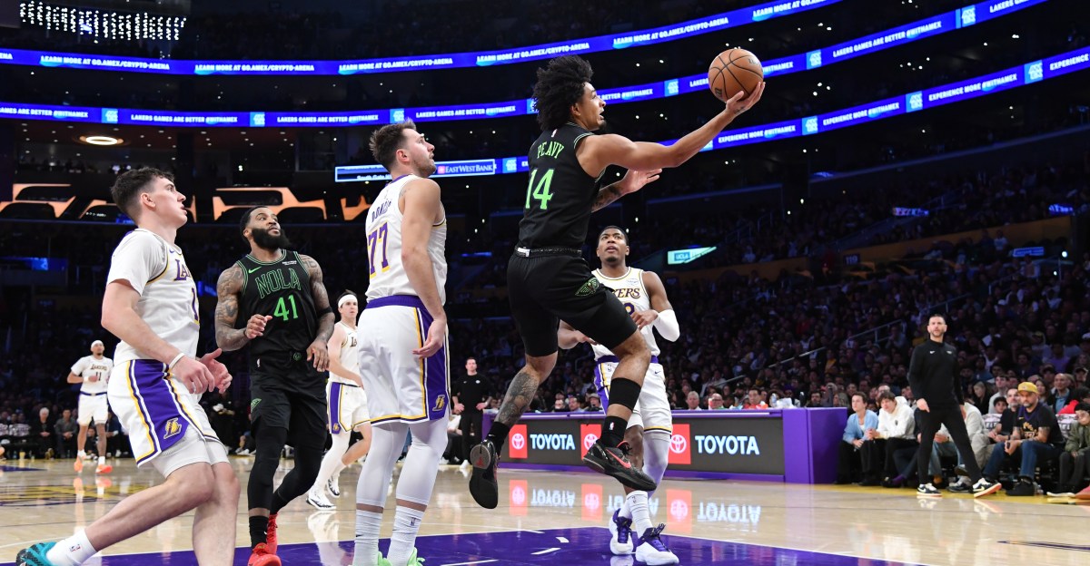 Lakers defense must catch up to offense to be title contenders