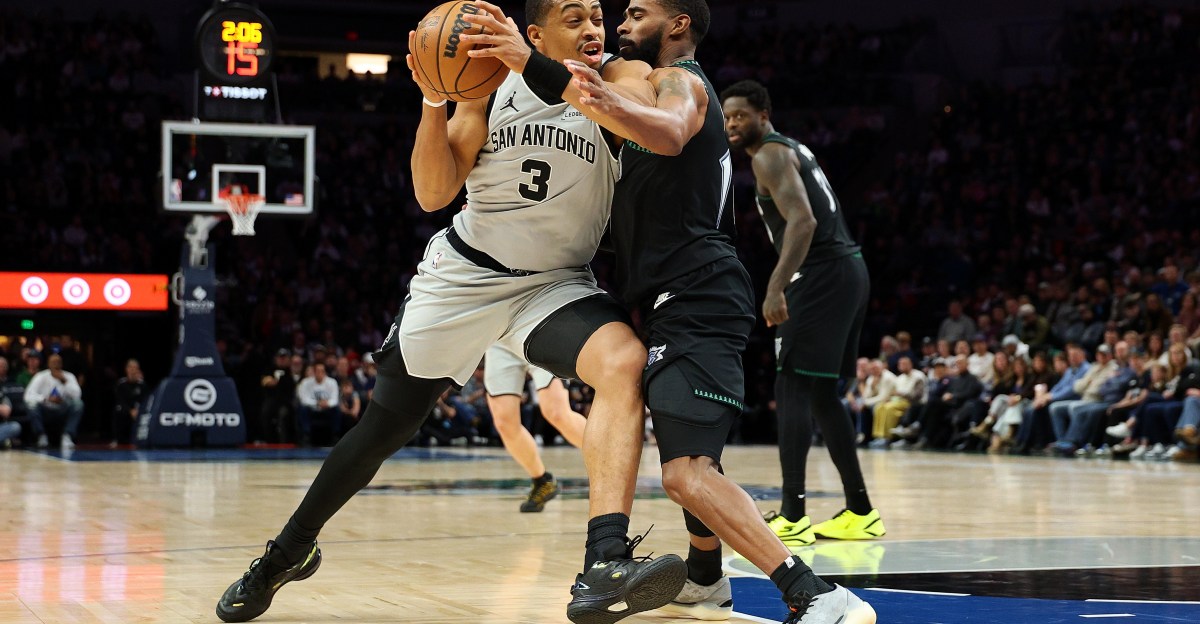 San Antonio vs. Minnesota, Final Score: Spurs overpowered by Wolves in fourth, 112-125
