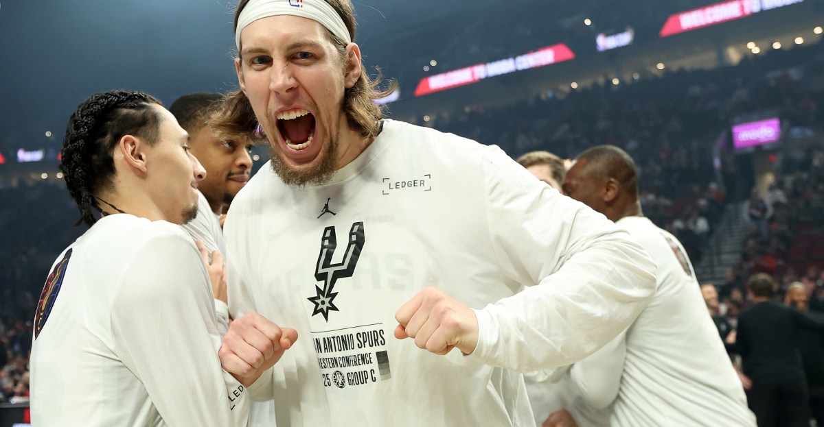 Open Thread: Kelly and Jackie Olynyk shared a heartfelt holiday story