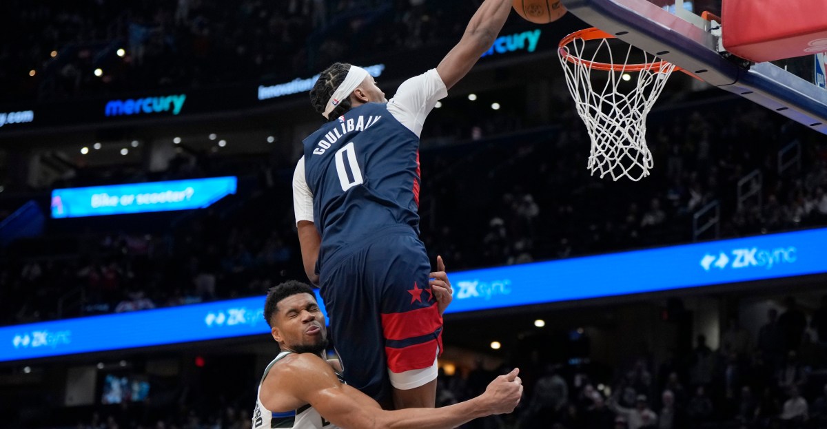 Wizards Defeat Bucks, 129-126 | Bullets Forever