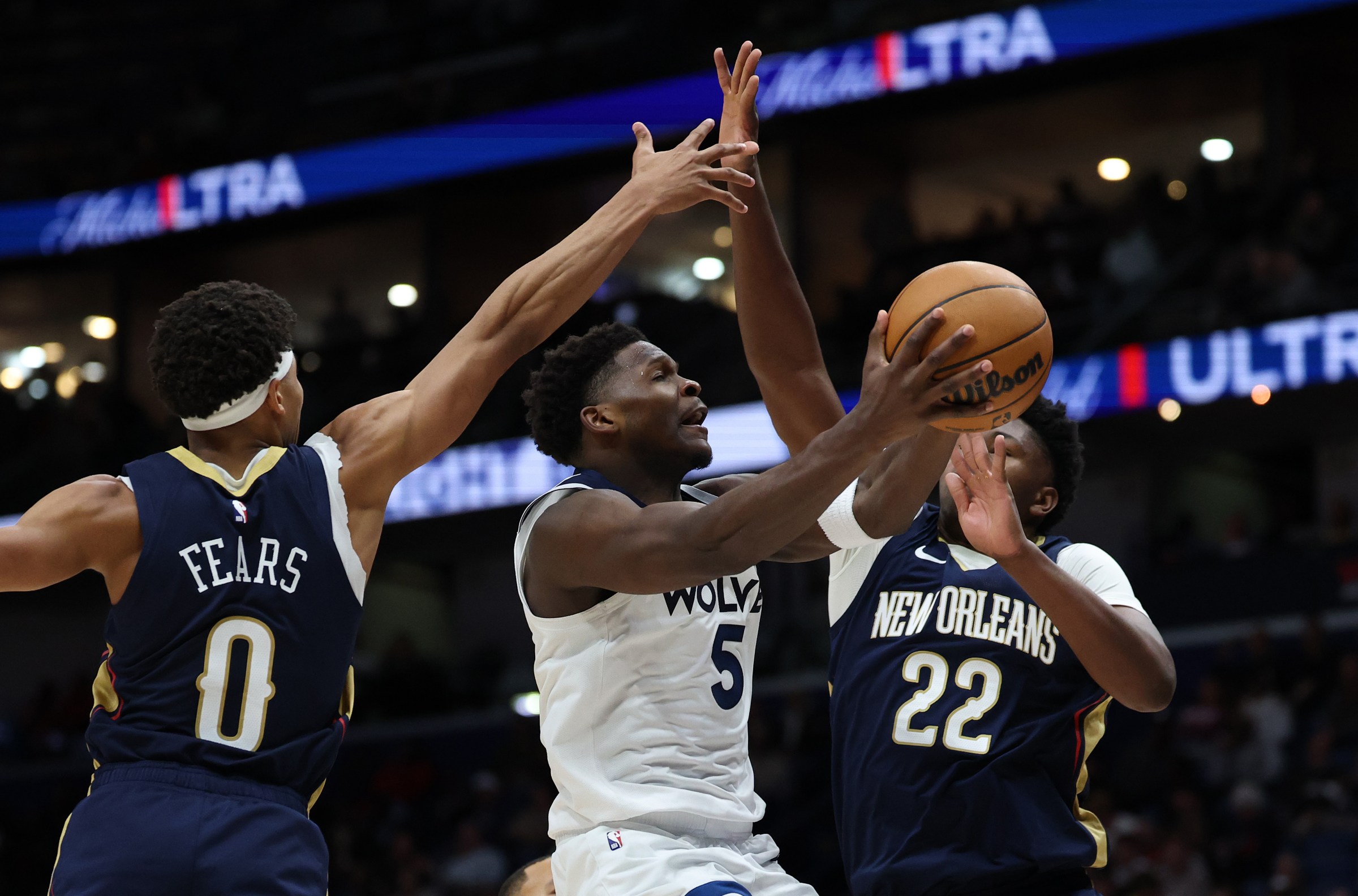 NEW ORLEANS, LOUISIANA - DECEMBER 02: Anthony Edwards #5 of the Minnesota Timberwolves shoots the ball against the New Orleans Pelicans at Smoothie King Center on December 02, 2025 in New Orleans, Louisiana. NOTE TO USER: User expressly acknowledges and agrees that, by downloading and or using this photograph, User is consenting to the terms and conditions of the Getty Images License Agreement. (Photo by Chris Graythen/Getty Images)