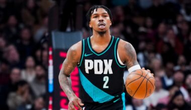 Blazers Fans in Love-Hate Relationship with Two-Way Player