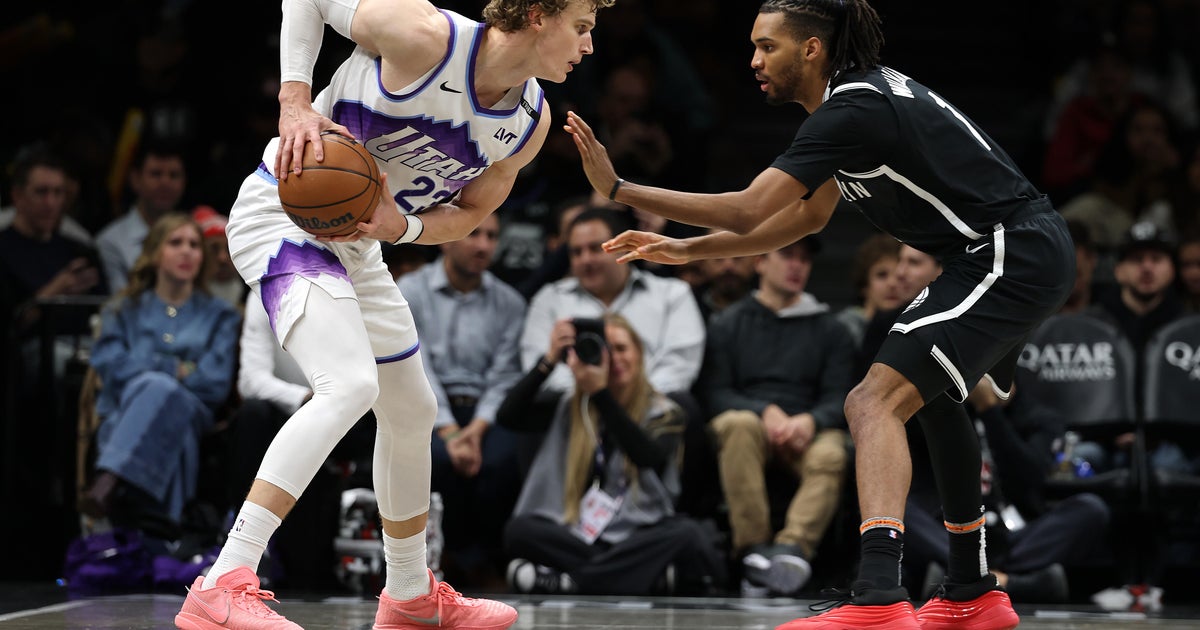 Jazz use big fourth quarter to beat Nets 123-110