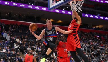 Blazers Grind Out Another Good Game in Detroit
