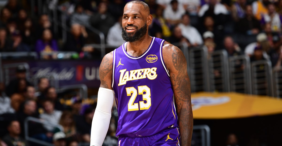 LeBron discussed how Lakers must improve defensively after Spurs loss