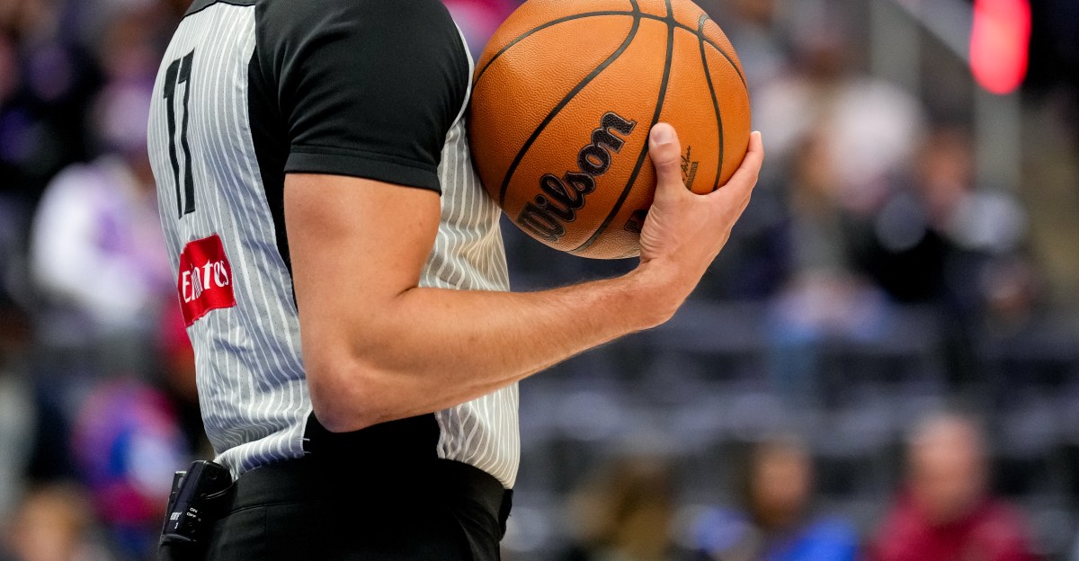 NBA Refs account calls out Alaa Abdelnaby for not knowing non-existent backcourt rule