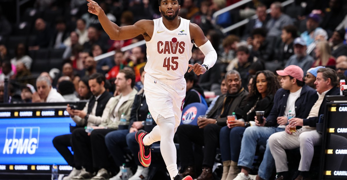 Donovan Mitchell’s 48 points save Cavs from embarassing loss in Washington