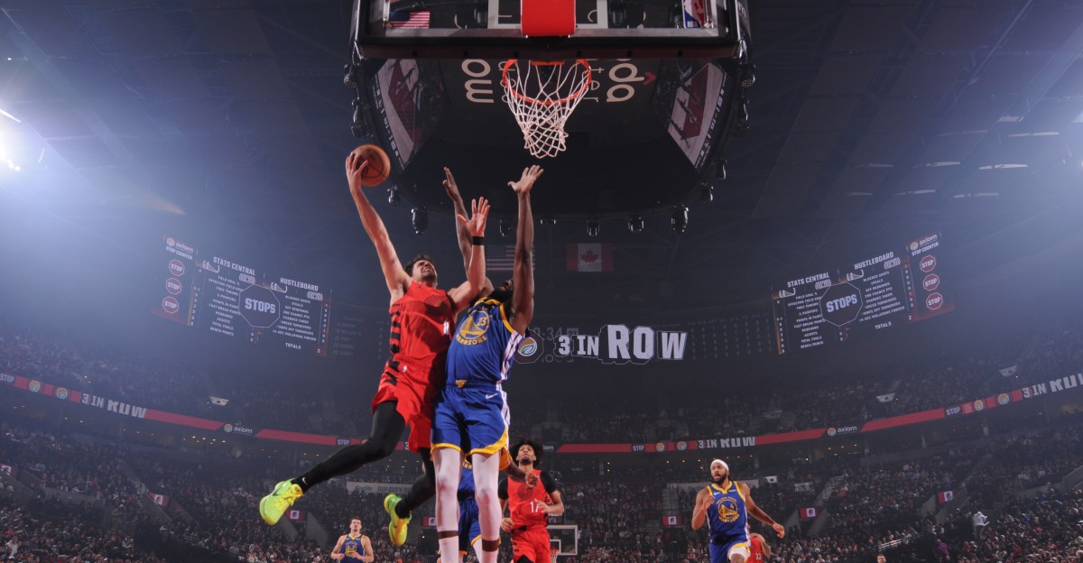 Blazers’ Hot Three-Point Shooting Downs Warriors