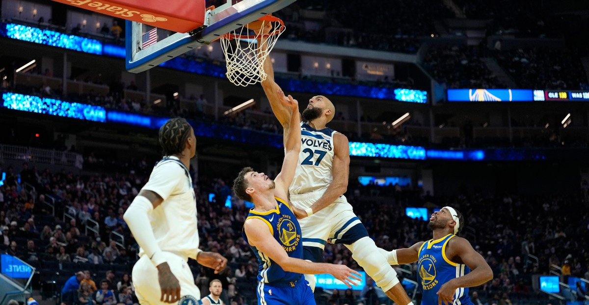 Warriors fans react to Steph Curry’s return in loss to Timberwolves