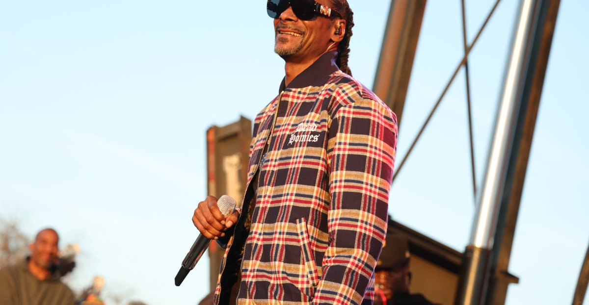 Snoop Dogg to be an NBC analyst for Clippers-Warriors on New Year