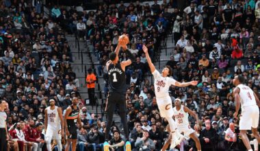 Spurs offense stalls against Cavs in second-straight loss