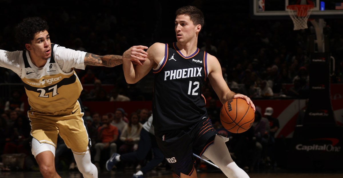 Phoenix slowed the chaos and closed with confidence