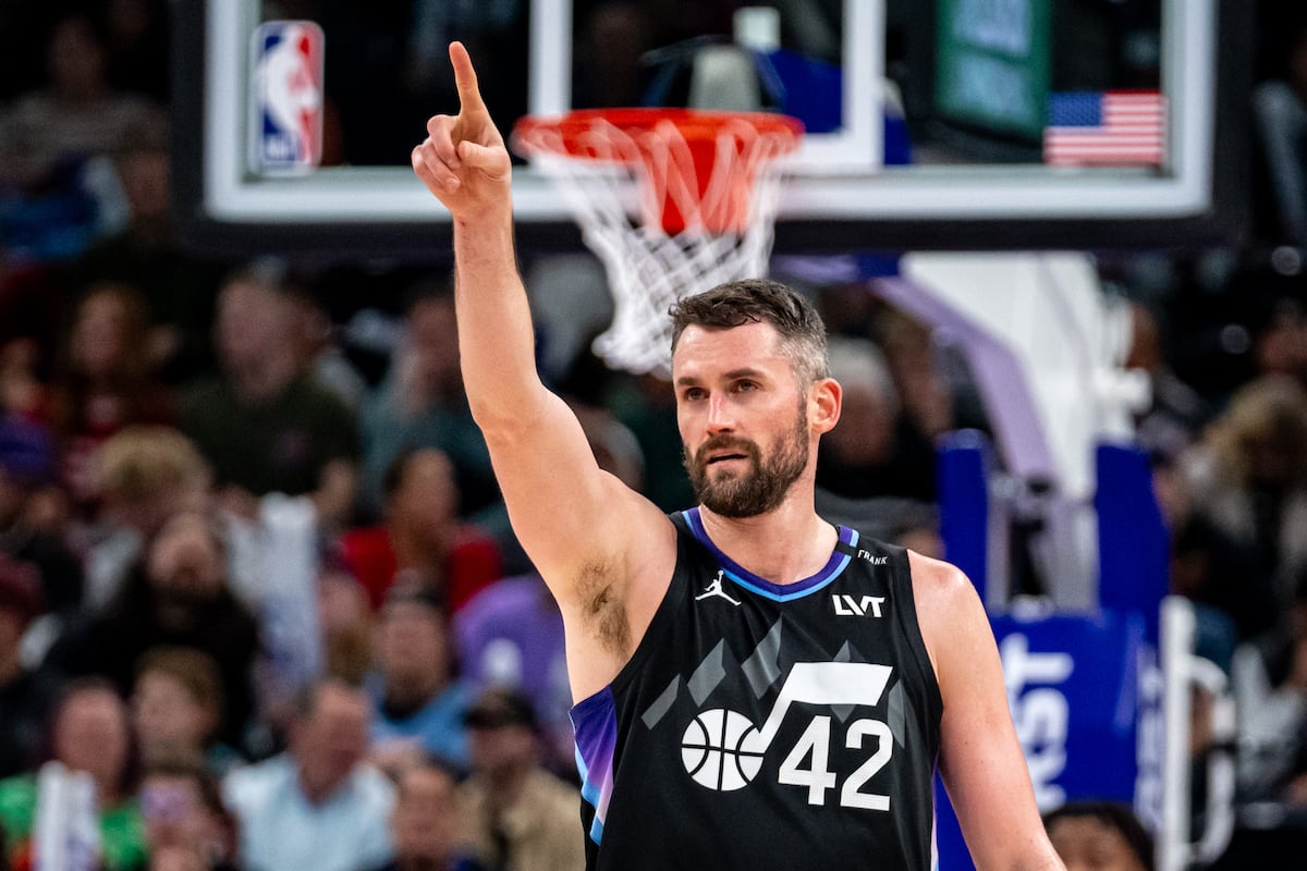 Kevin Love finds himself in big role with Utah Jazz after considering buyout