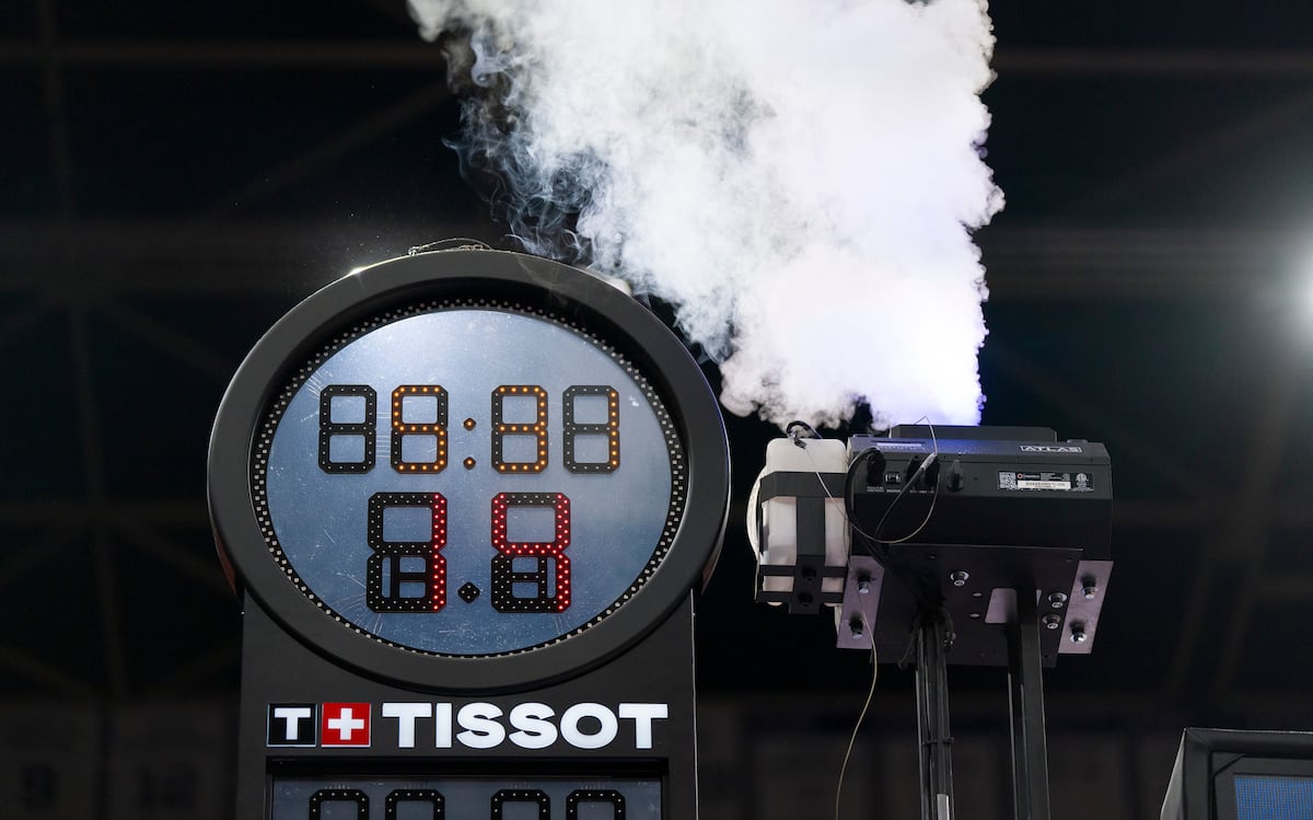 Delta Center smoke machine and clock malfunction in Jazz’s big loss to the OKC Thunder