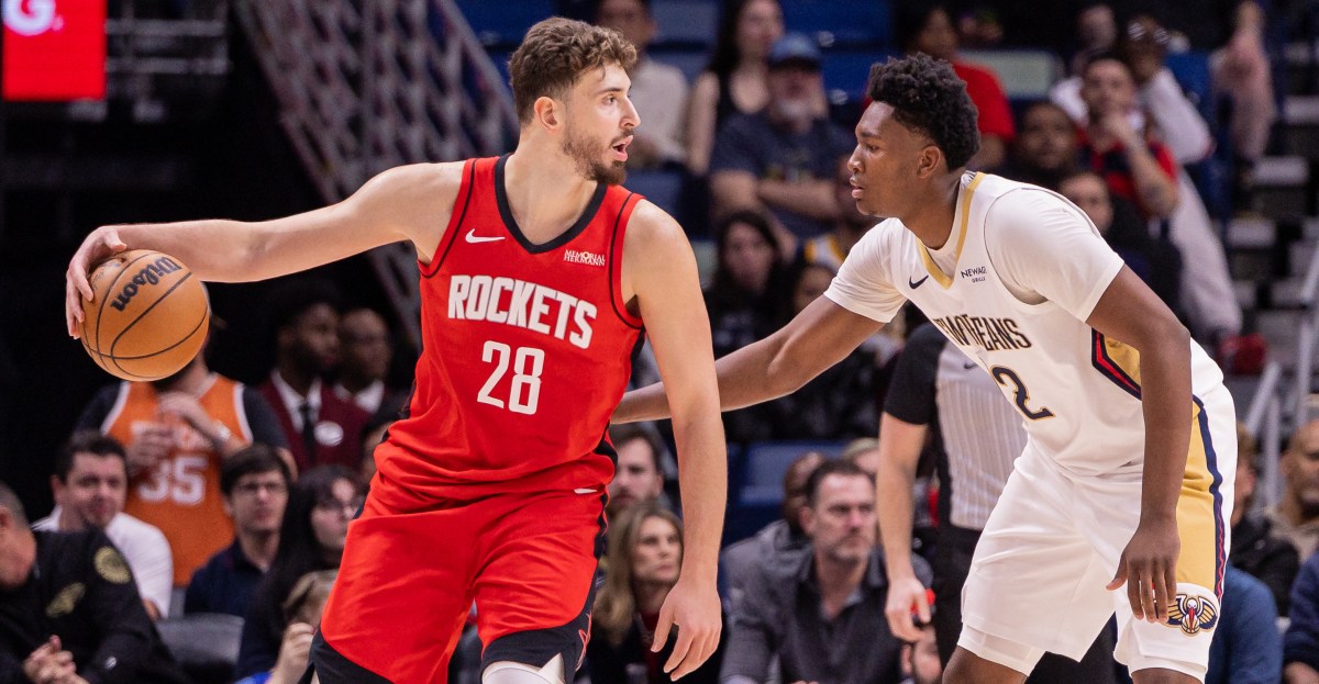 Rockets blow a 25-point lead to the Pelicans and fall 133-128 in OT