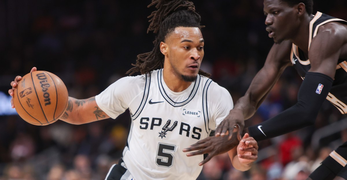 Spurs dominate depleted Hawks for (technically) their fifth straight win