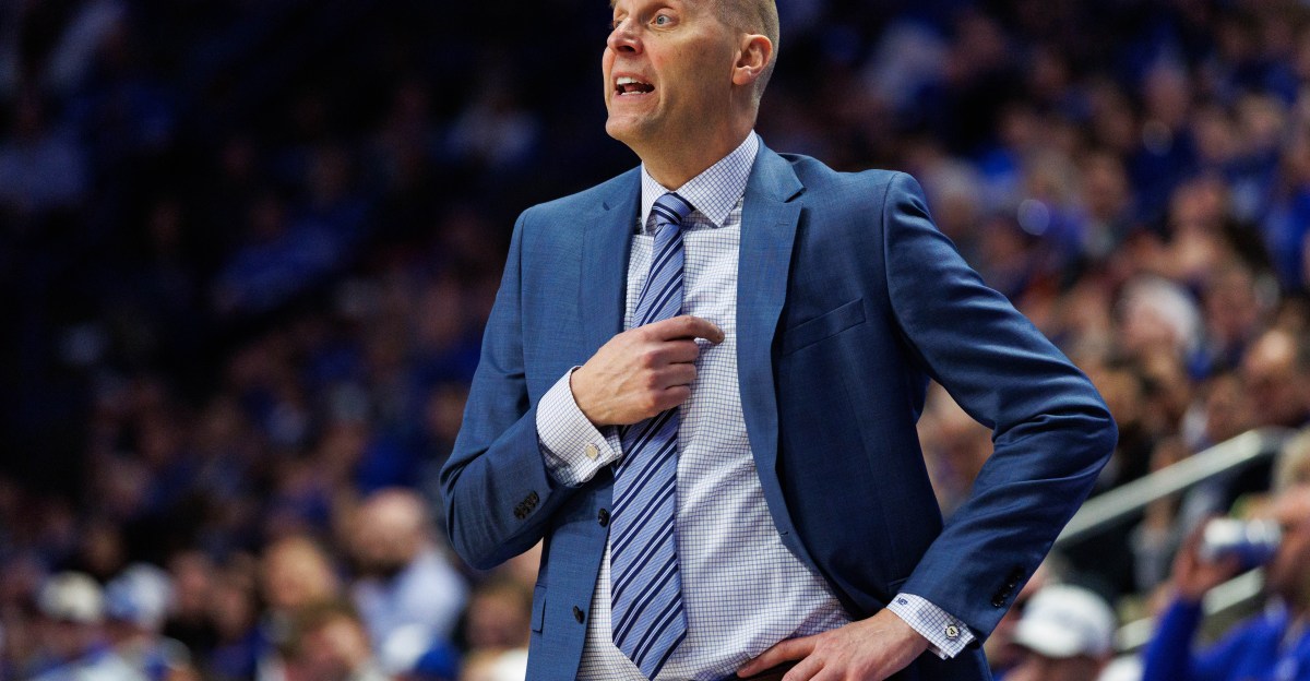 Friday Headlines: Return of Kentucky Basketball Denims