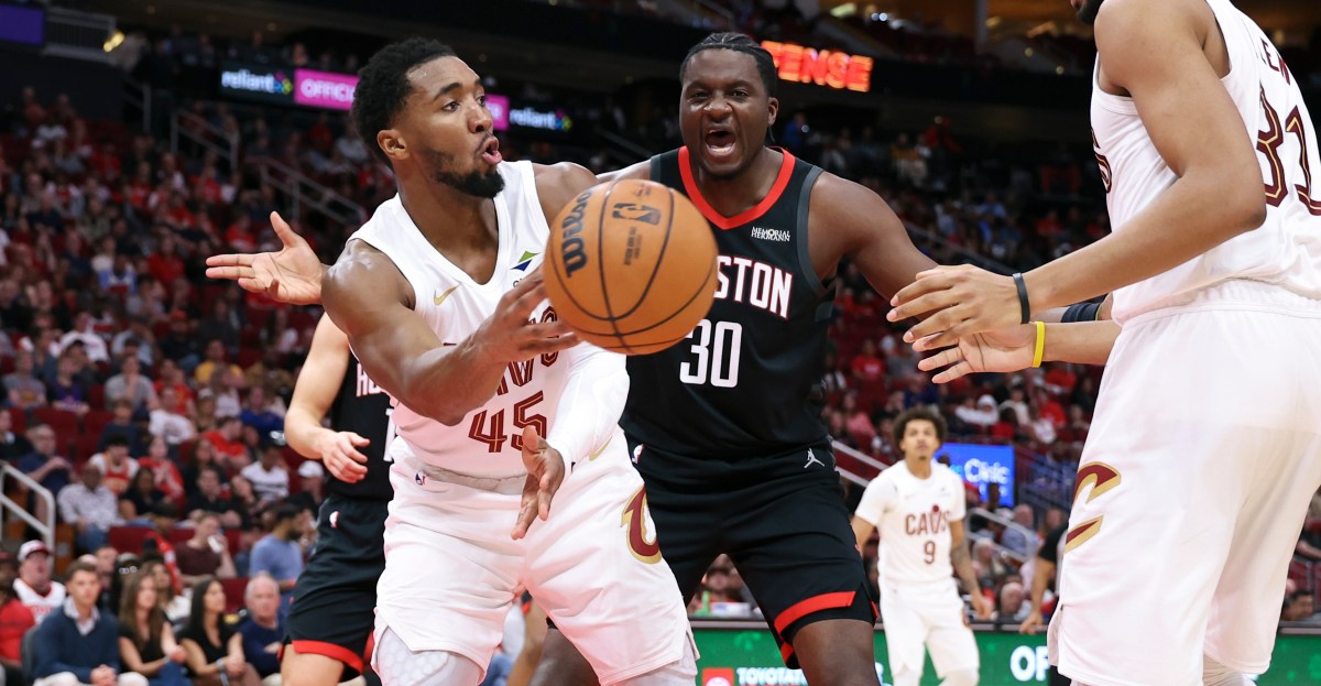 Cavs get embarassed once again, this time by Rockets