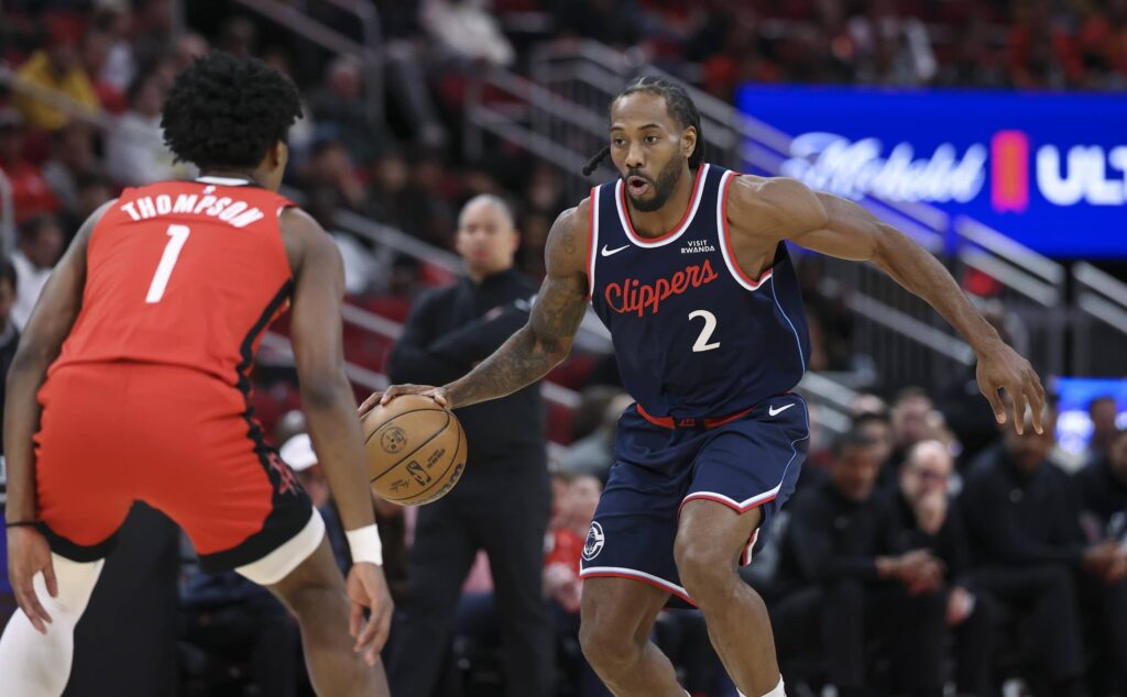 Kawhi Leonard Makes It Clear He Had Nothing To Do With Chris Paul Being Sent Home