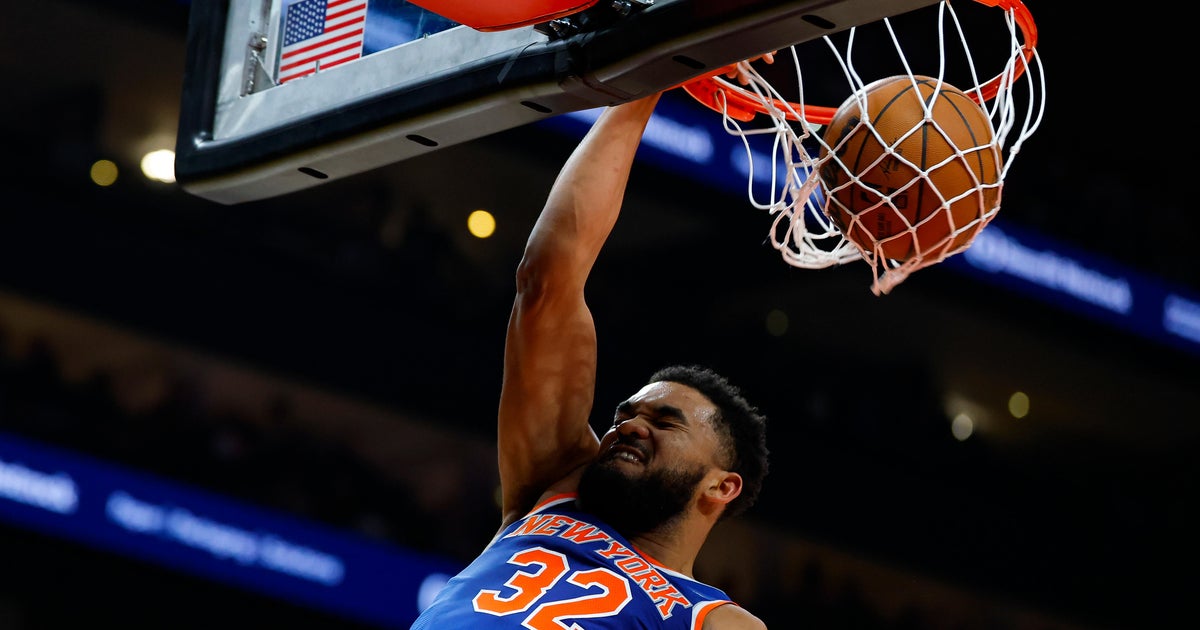 Knicks get a combined 70 points from Karl-Anthony Towns and Jalen Brunson in win over Hawks