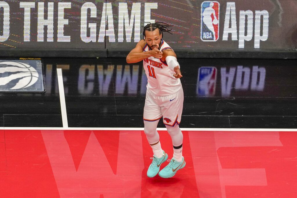 Knicks Star Jalen Brunson Makes Franchise History With 35-Point Explosion in NBA Cup Win Over Raptors