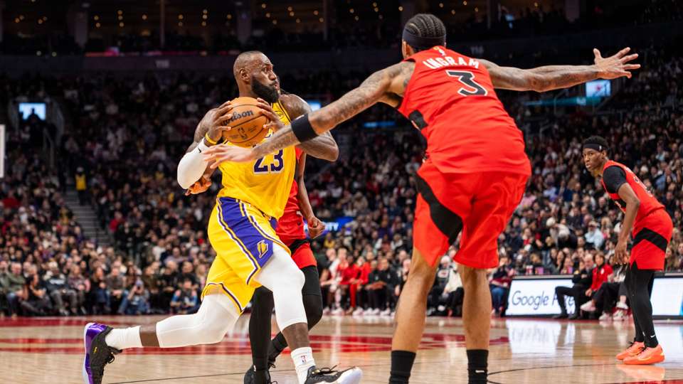 NBA: LeBron's double-digit scoring streak ends in Lakers' win over Raptors
