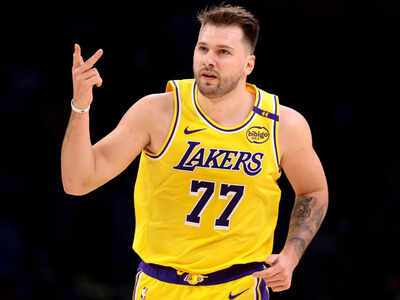 Luka Doncic delivers another dominant night as red-hot Los Angeles Lakers star against New Orleans Pelicans
