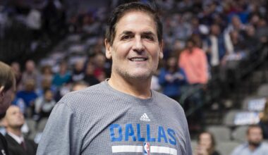 Mark Cuban smiles