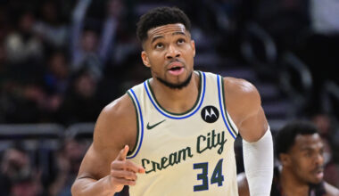 Bucks' Giannis Antetokounmpo surpasses career milestone