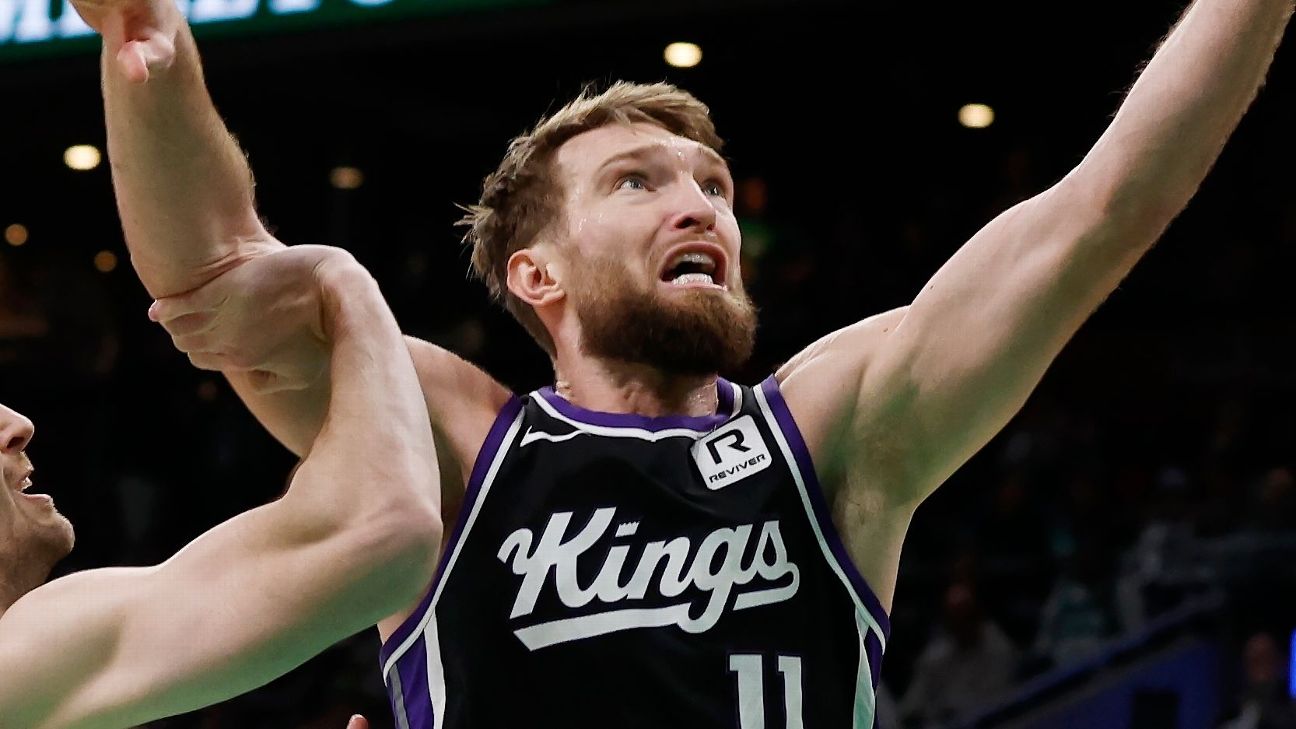 Kings' Domantas Sabonis out another month with knee injury