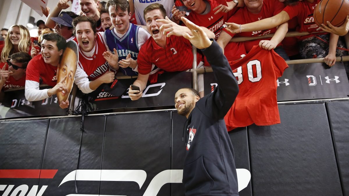 Warriors star Steph Curry returns to Davidson for unique honor – NBC Sports Bay Area & California
