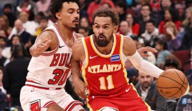 Hawks' Young set to return from sprained MCL