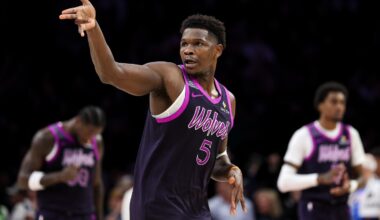 Edwards returns from injury absence to lead Timberwolves with strong finish