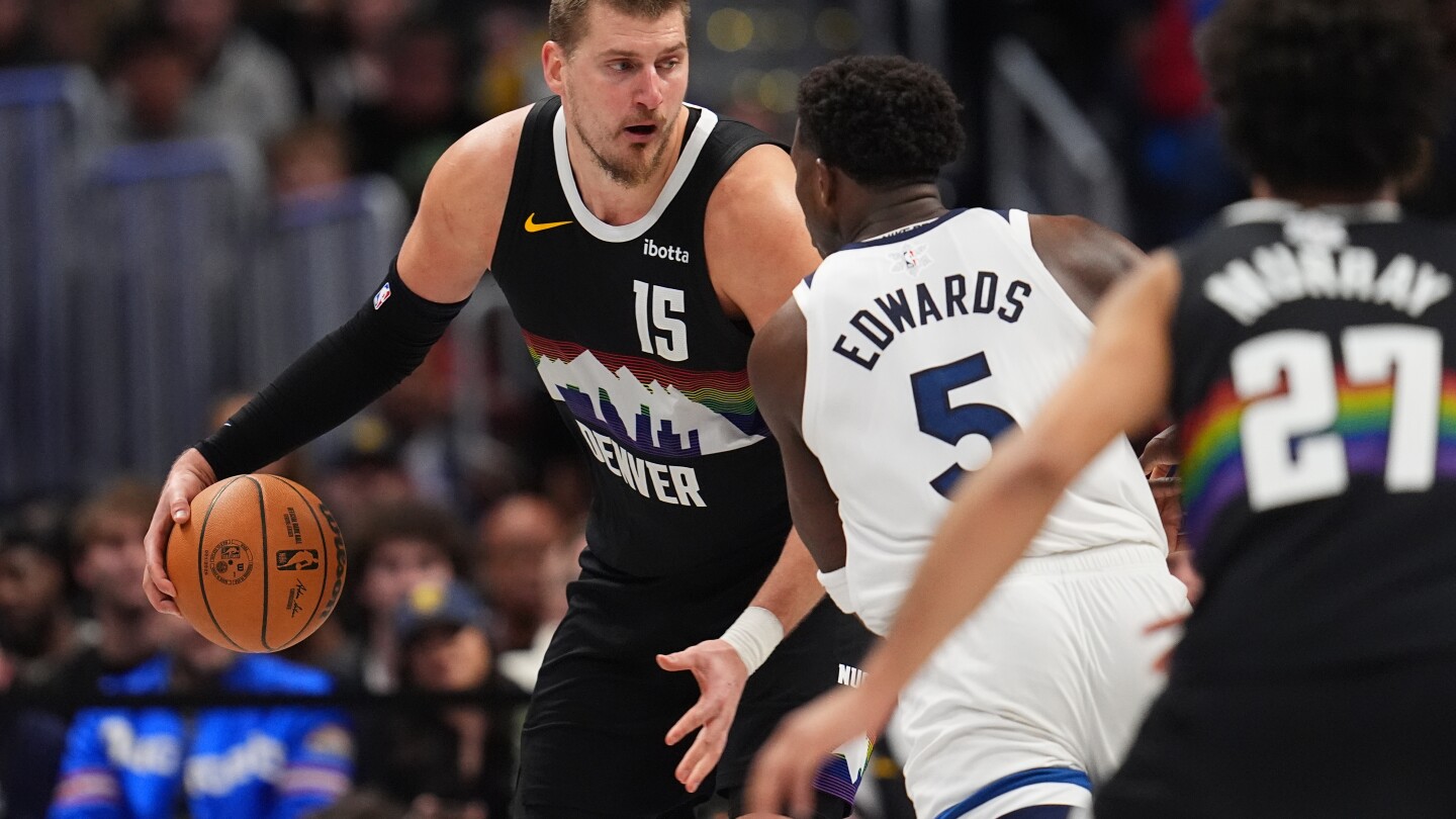 Jokic breaks Curry's record with 18 points in OT, Nuggets set mark with 27 OT points