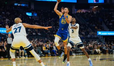 Curry scores 39 in return but Timberwolves top Warriors 127-120 without Edwards
