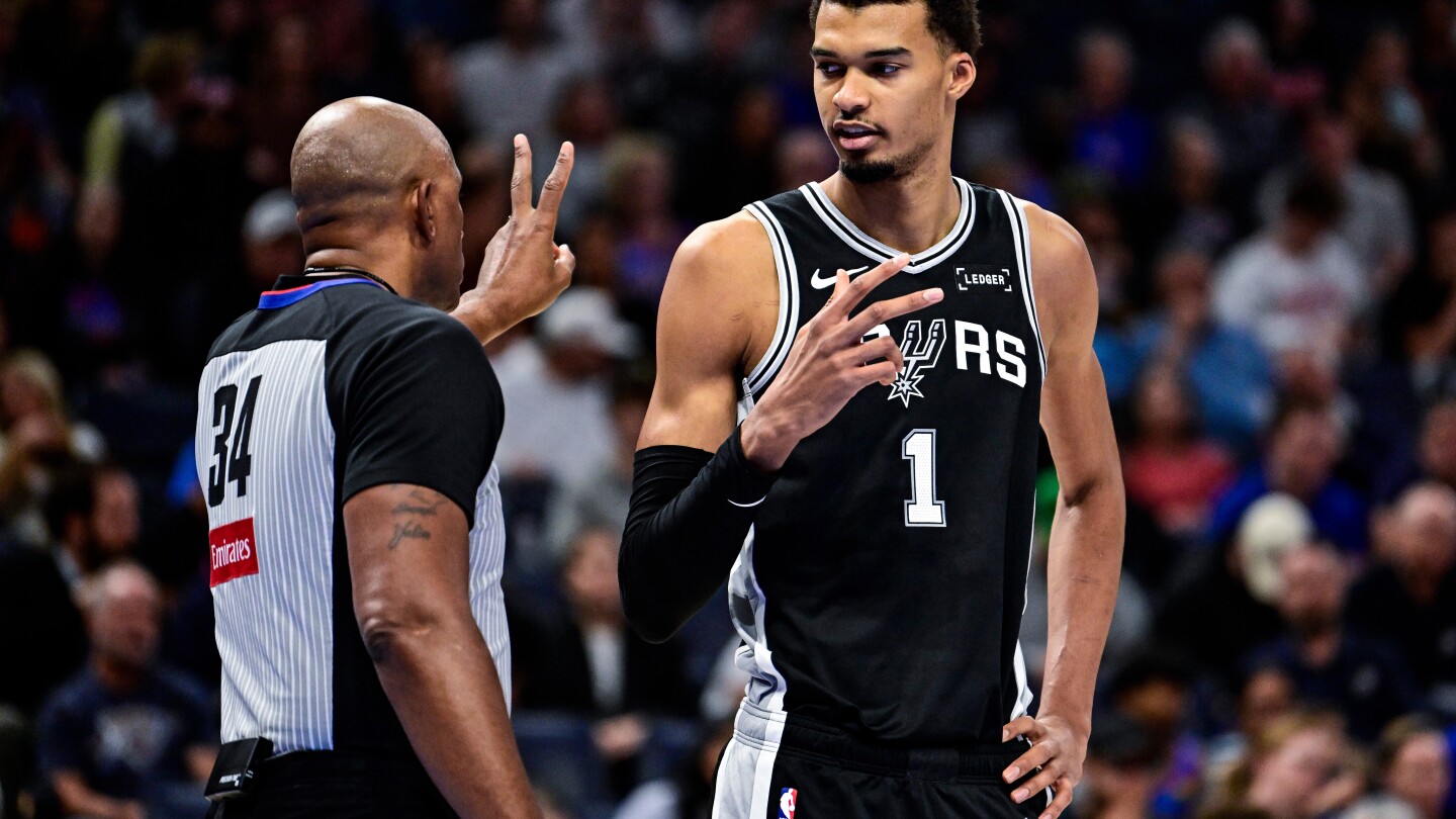 Wembanyama returns to Spurs' starting lineup but Fox is out