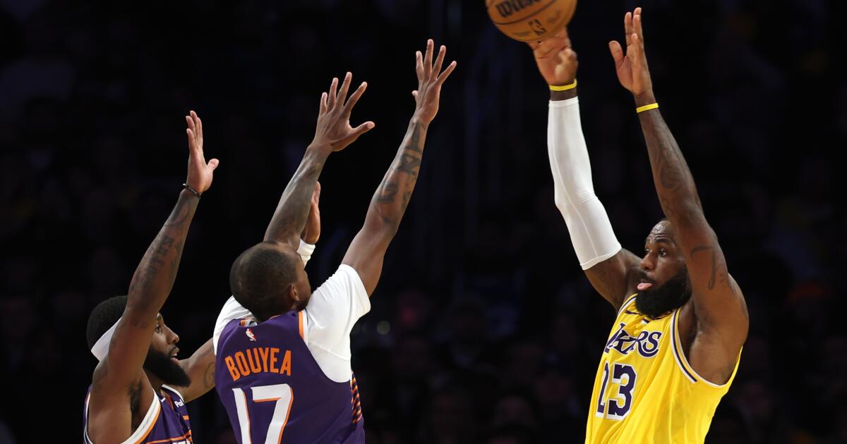 Lakers seven-game winning streak ends