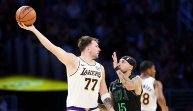 Lakers try to fight the boredom of seventh straight win