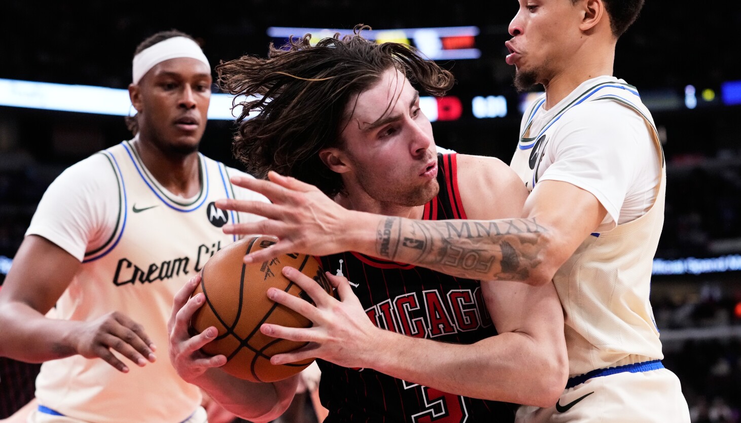 Milwaukee end Bulls five-game winning streak with a much brighter star