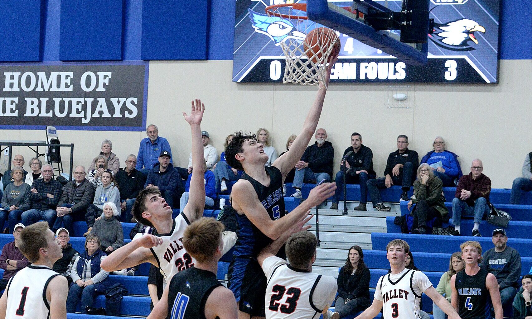 Boys basketball: CMCS Bluejays look for a breakthrough - West Central Tribune